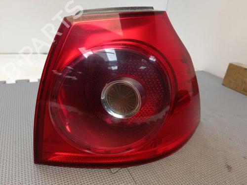 Used Right taillight Right taillight VW GOLF V (1K1) 1.9 TDI (105 hp) 21389008 21389008