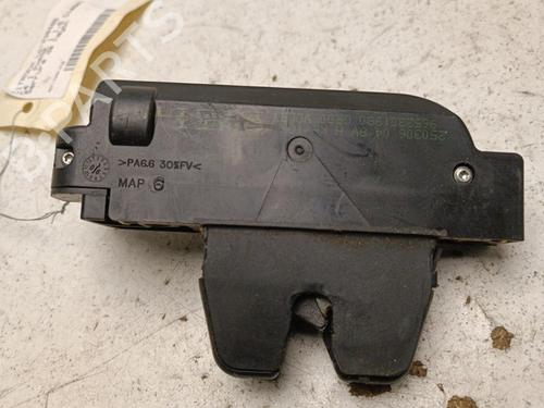 Used Tailgate lock CITROËN C4 I (LC_) 1.6 HDi (90 hp) 21326221