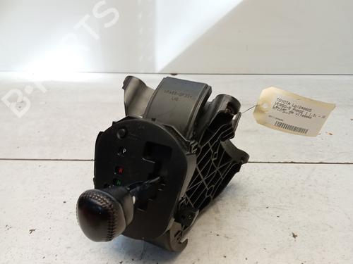Used Gear lever Gear lever TOYOTA VERSO S (_P12_) 1.33 (NSP120_) (99 hp) 29481643 29481643