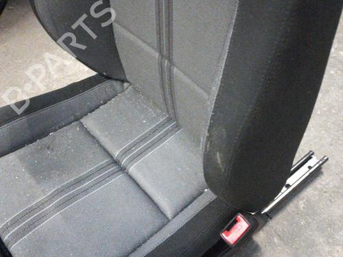 Used Right front seat Right front seat BMW X1 (E84) xDrive 20 d (177 hp) 21777981 21777981