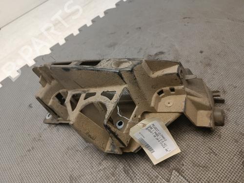 Kofangerbeslag bag PEUGEOT 508 I (8D_) 2.0 HDi (140 hp) 22344027
