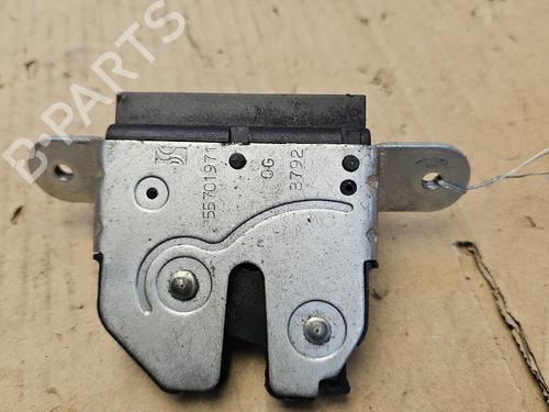 Used Tailgate lock Tailgate lock OPEL CORSA D (S07) 1.3 CDTI (L08, L68) (75 hp) 39972435 39972435