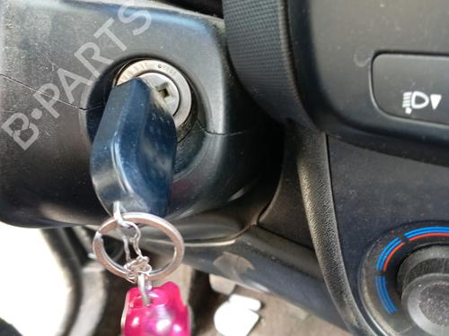Used Ignition barrel FIAT DOBLO Bus (263_) 1.3 D Multijet (263AXC1A) (90 hp) 25002804