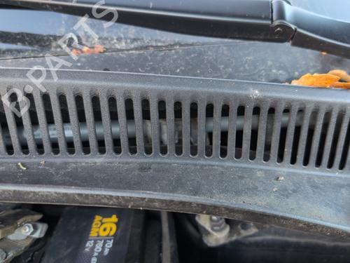 Used Front wiper motor SEAT ALHAMBRA (710, 711) 2.0 TDI (150 hp) 30519567