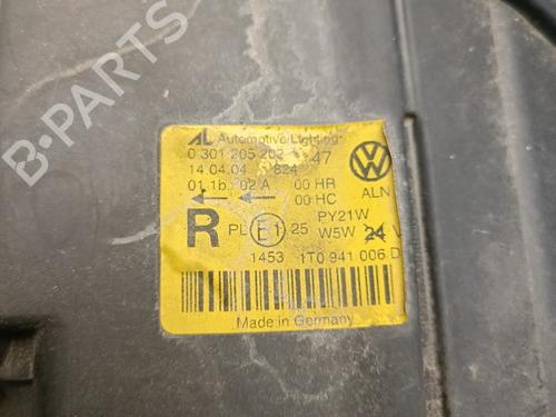 Right headlight VW TOURAN (1T1, 1T2) 1.6 | BP21322440C29 