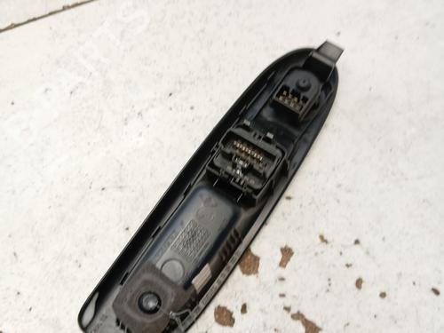 Venstre Foran elrute bryter RENAULT CLIO II (BB_, CB_) 1.5 dCi (B/CB07) | BP29564549I27 