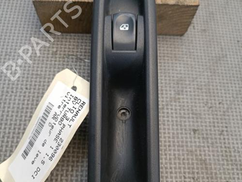 Used Right rear window switch Right rear window switch RENAULT CLIO III (BR0/1, CR0/1) 1.5 dCi (BR17, CR17) (86 hp) 21325663 21325663