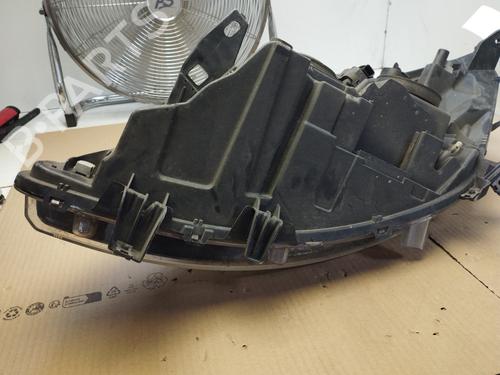 Lyskaster høyre Lyskaster høyre RENAULT GRAND SCÉNIC III (JZ0/1_) 1.6 dCi (JZ00, JZ12) (130 hp) 38032249 38032249