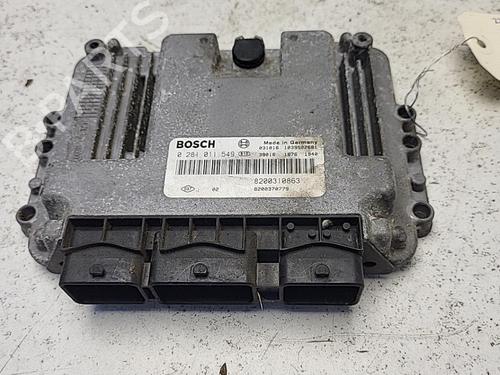 Used Engine control unit (ECU) Engine control unit (ECU) RENAULT SCÉNIC II (JM0/1_) 1.9 dCi (JM0G, JM12, JM1G, JM2C) (120 hp) 22129628 22129628