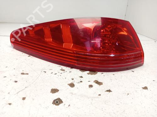 Venstre baglygte PEUGEOT 607 (9D, 9U) 2.2 HDi (133 hp) 31601241