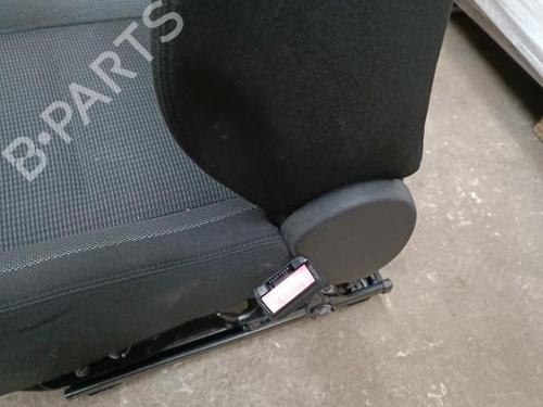 Used Right front seat Right front seat PEUGEOT 308 I (4A_, 4C_) 1.6 HDi (112 hp) 21778001 21778001