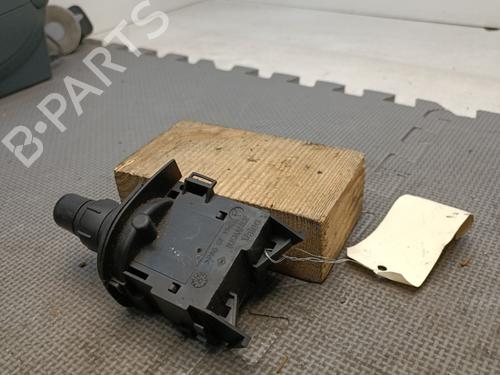 Switch RENAULT SCÉNIC II (JM0/1_) 1.5 dCi (JM1E, JM16) | BP21538448I30 