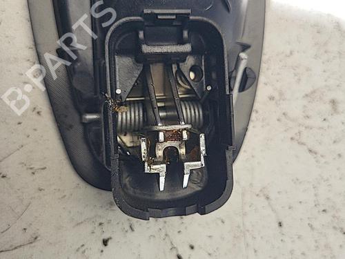 Venstre bak invendig håndtak RENAULT MEGANE III Hatchback (BZ0/1_, B3_) 1.5 dCi (BZ09, BZ0D, BZ1W, BZ29, BZ14) (110 hp) 22130045