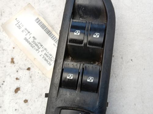 Left front window switch RENAULT LAGUNA II (BG0/1_) 1.9 dCi | BP29609784I27 