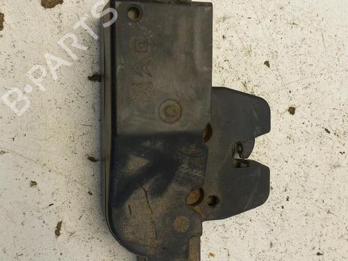 Used Tailgate lock PEUGEOT 307 Break (3E) 2.0 HDi 135 (136 hp) 22130026