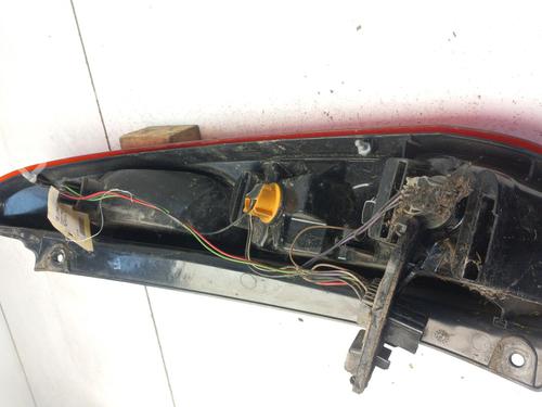 Used Left taillight FORD FIESTA V (JH_, JD_) 1.4 TDCi (68 hp) 21325074
