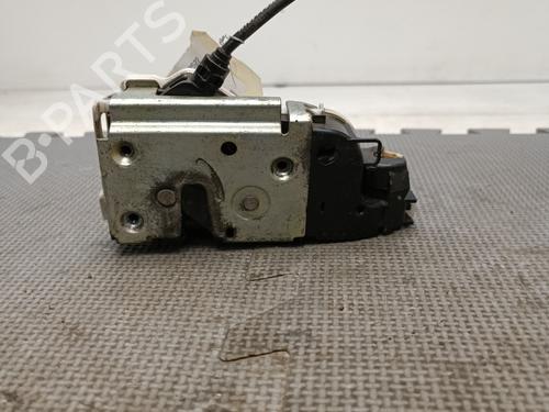 Used Front left lock Front left lock 21663489 21663489