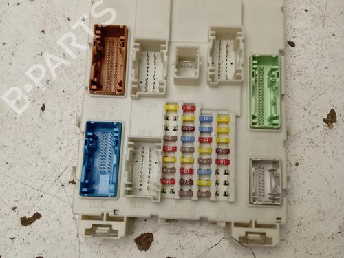 Used Fuse box FORD FOCUS III 1.6 TDCi (115 hp) 30353111