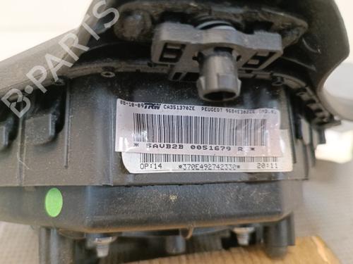 driver-airbag-peugeot-3008-i-mpv-0u_-16-hdi-96845302ze-2009-2010-2011-2012-2013-2014-2015-2016-2017-21322483 main image