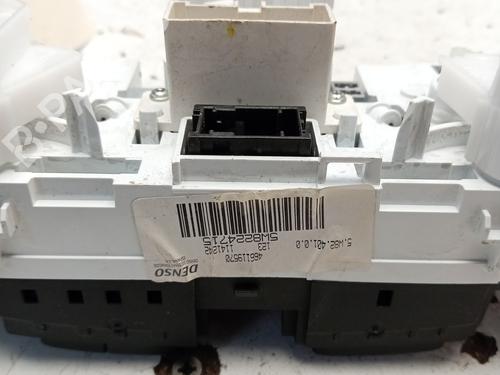 climate-control-opel-corsa-e-x15-2014-34228336 main image