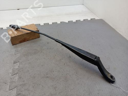 Used Front windshield wiper arm PEUGEOT 208 I (CA_, CC_) 1.2 VTI 82 (82 hp) 25002322