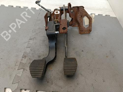 Used Pedal CITROËN C4 CACTUS 1.2 VTi 82 (82 hp) 22131418