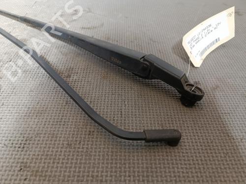 Front windshield wiper arm PEUGEOT 107 (PM_, PN_) 1.0 | BP22131325C143 