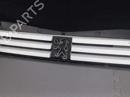 Grille PEUGEOT 205 II (20A/C) 1.6 Aut. | BP22130303C40 