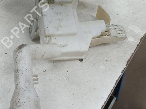 Used Windscreen washer tank Windscreen washer tank CITROËN C5 III Break (RW_) 1.6 HDi 110 (RW9HZC) (109 hp) 21326343 21326343