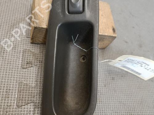 Interrupteur de vitre avant droite RENAULT SCÉNIC I MPV (JA0/1_, FA0_) 1.9 dCi (JA05, JA1F) (102 hp) 21325754