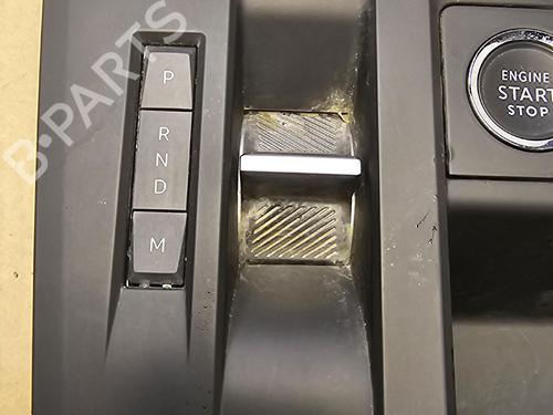 Used Middle console Middle console CITROËN C5 AIRCROSS (A_) 1.2 PureTech 130 (ARHNSJ) (131 hp) 39257196 39257196