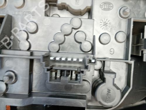Farolim esquerdo Farolim esquerdo RENAULT MEGANE I (BA0/1_) 1.9 dCi (BA05, BA1F) (102 hp) 29273654 29273654