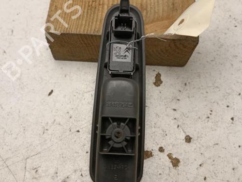Used Left rear window switch Left rear window switch PEUGEOT 3008 I MPV (0U_) 1.6 HDi (112 hp) 22130683 22130683