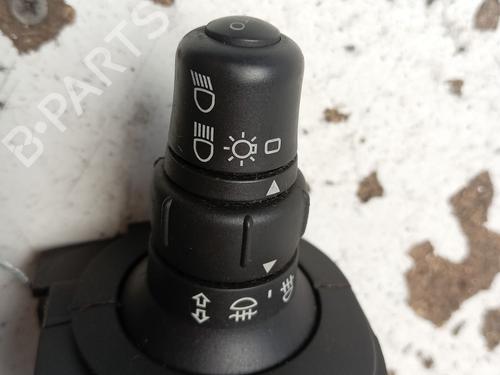 Used Switch Switch RENAULT SCÉNIC II (JM0/1_) 1.5 dCi (JM1E, JM16) (106 hp) 31601236 31601236