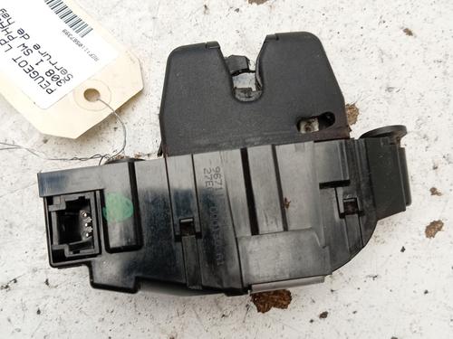 Used Tailgate lock PEUGEOT 308 SW I (4E_, 4H_) 1.6 HDi (109 hp) 29407796