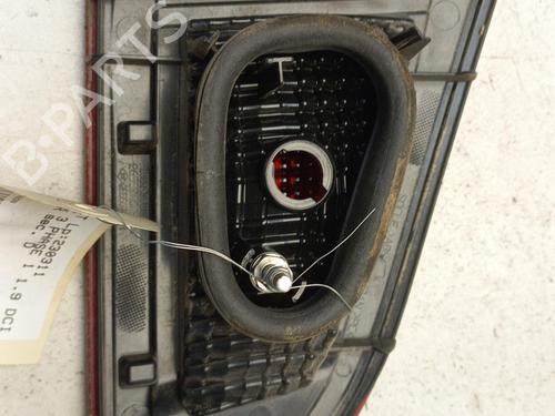 Used Right tailgate light RENAULT SCÉNIC III (JZ0/1_) 1.9 dCi (JZ0J, JZ1J, JZ1K, JZ1S) (131 hp) 22130009