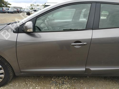 Used Left front door RENAULT MEGANE III Hatchback (BZ0/1_, B3_) 1.5 dCi (BZ0C) (90 hp) 27682076