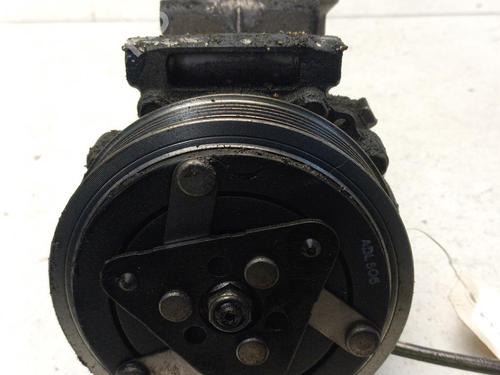 Used AC compressor AC compressor FORD FIESTA V (JH_, JD_) 1.4 TDCi (68 hp) 21323068 21323068