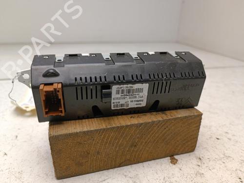 Used Display monitor Display monitor PEUGEOT 3008 I MPV (0U_) 1.6 HDi (109 hp) 21322820 21322820