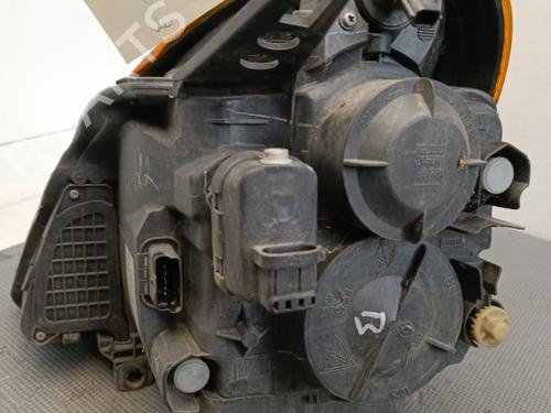 Used Right headlight Right headlight RENAULT MODUS / GRAND MODUS (F/JP0_) 1.5 dCi (FP0D, JP0D) (82 hp) 22131444 22131444