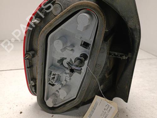 Højre baglygte RENAULT MODUS / GRAND MODUS (F/JP0_) 1.5 dCi (FP0F, JP0F) (86 hp) 21322838