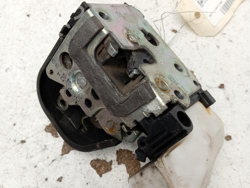 Used Front right lock ALFA ROMEO 147 (937_) 1.9 JTD (937.AXD1A, 937.BXD1A, 937.AXV1A, 937.BXB1A,... (115 hp) 29513472