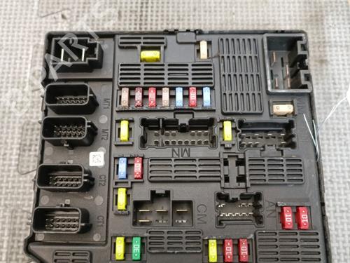 Used Fuse box Fuse box RENAULT SCÉNIC III (JZ0/1_) 1.5 dCi (110 hp) 21323690 21323690