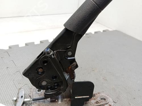 Hand brake PEUGEOT 208 I (CA_, CC_) 1.2 VTI 82 | BP23805477I18 