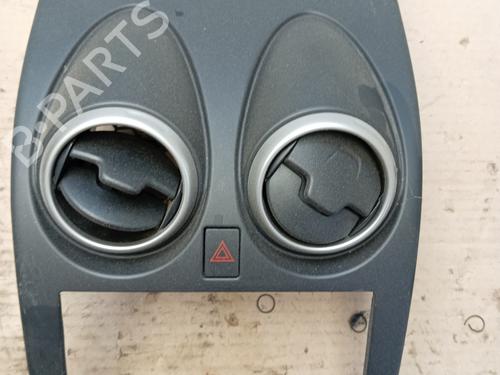 Air vent NISSAN QASHQAI I (J10, NJ10) 1.5 dCi | BP27594643I21