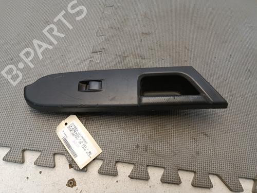 Used Right rear window switch CITROËN C4 AIRCROSS 1.6 HDi 115 AWC (114 hp) 21323586