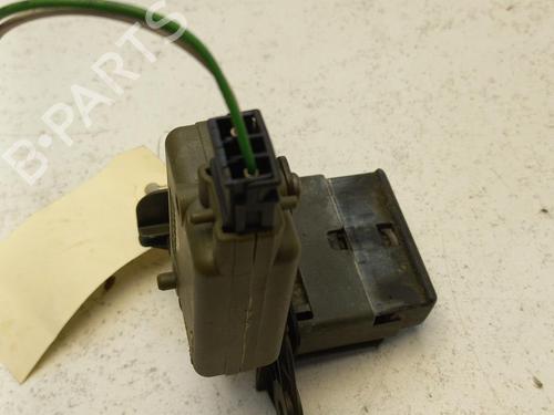 Used Switch RENAULT MEGANE I (BA0/1_) 1.9 D Eco (BA0A, BA0U, BA0R) (64 hp) 22129356
