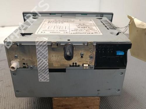 Used Radio Radio 21324034 21324034