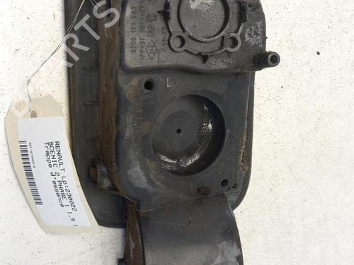 Used Fuel flap RENAULT SCÉNIC II (JM0/1_) 1.5 dCi (JM0F) (82 hp) 22129696