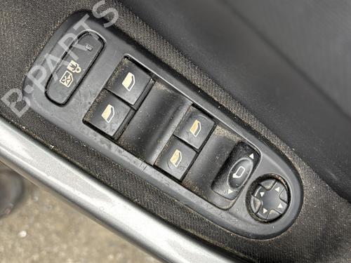 Used Left front window switch PEUGEOT 308 SW I (4E_, 4H_) 1.6 HDi (92 hp) 27527784